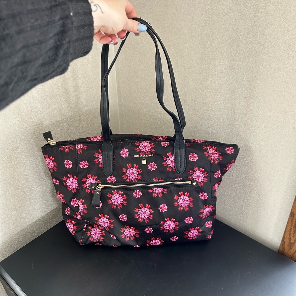 Michael Kors Kelsey Floral Printed Nylon Black Tote with Pink Design